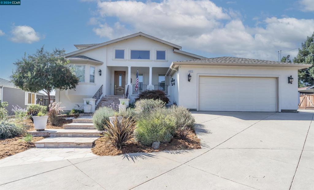 5272 Proctor Rd, Castro Valley, CA 94546