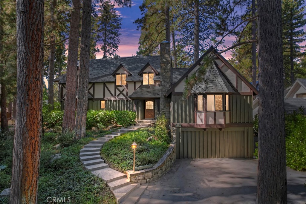 462 Sky View Ridge Drive, Lake Arrowhead, CA 92352