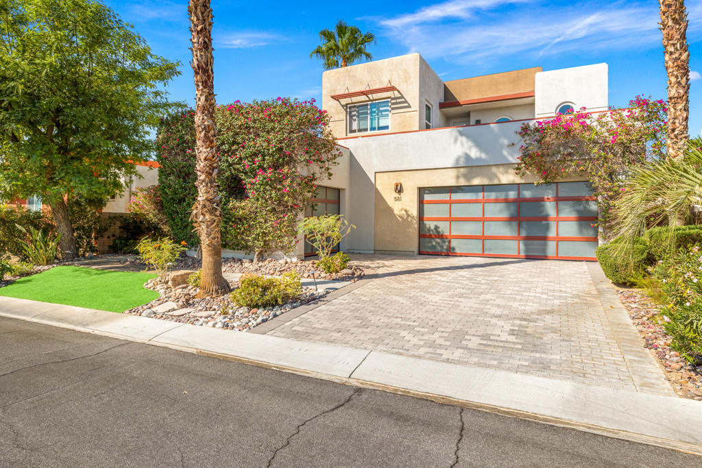 581 Skylar Lane, Palm Springs, CA 92262