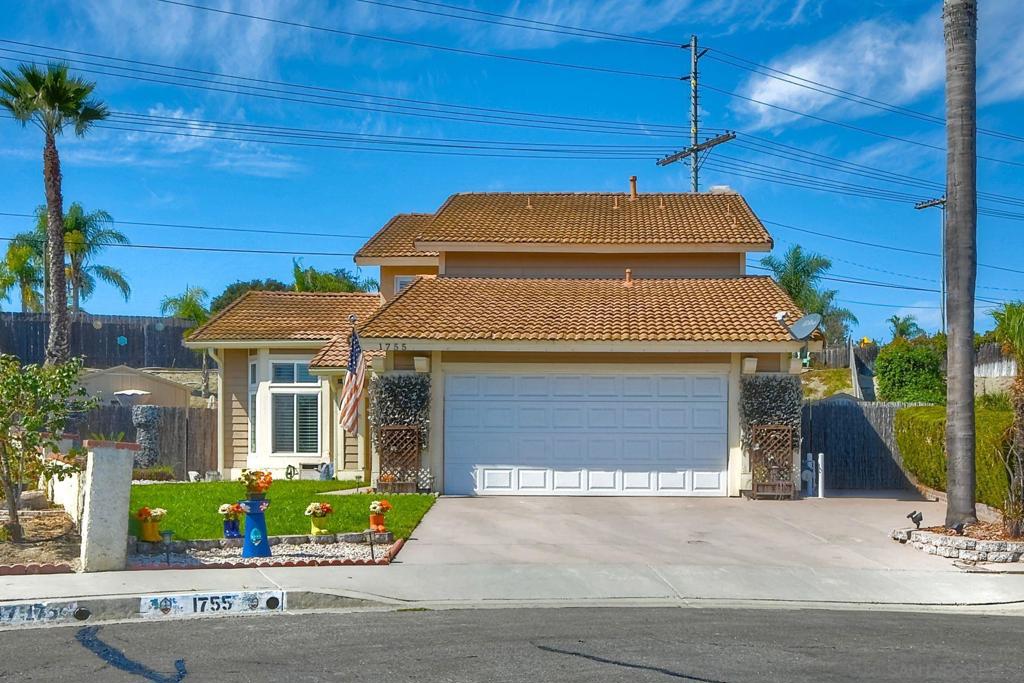 1755 Cameo Dr, Vista, CA 92083