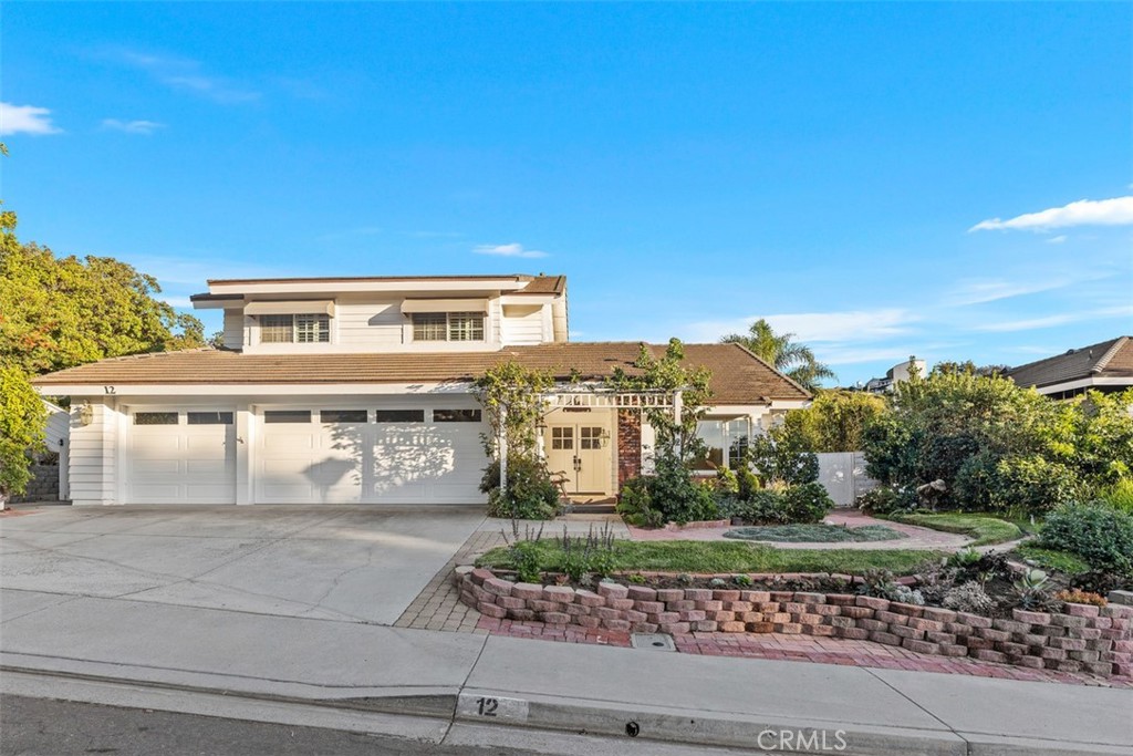 12 Sentry Hill, Laguna Niguel, CA 92677