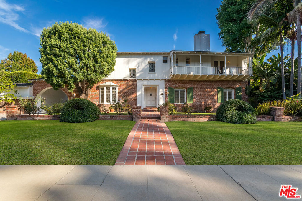 406 Lomond Avenue, Los Angeles, CA 90024