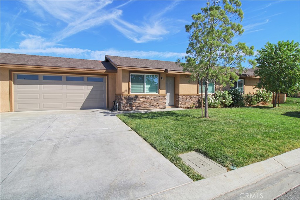 34622 Pinewood Court, Yucaipa, CA 92399