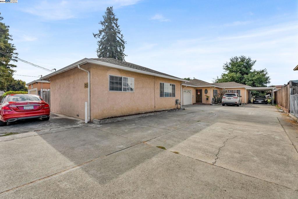 24627 Soto Rd, Hayward, CA 94544