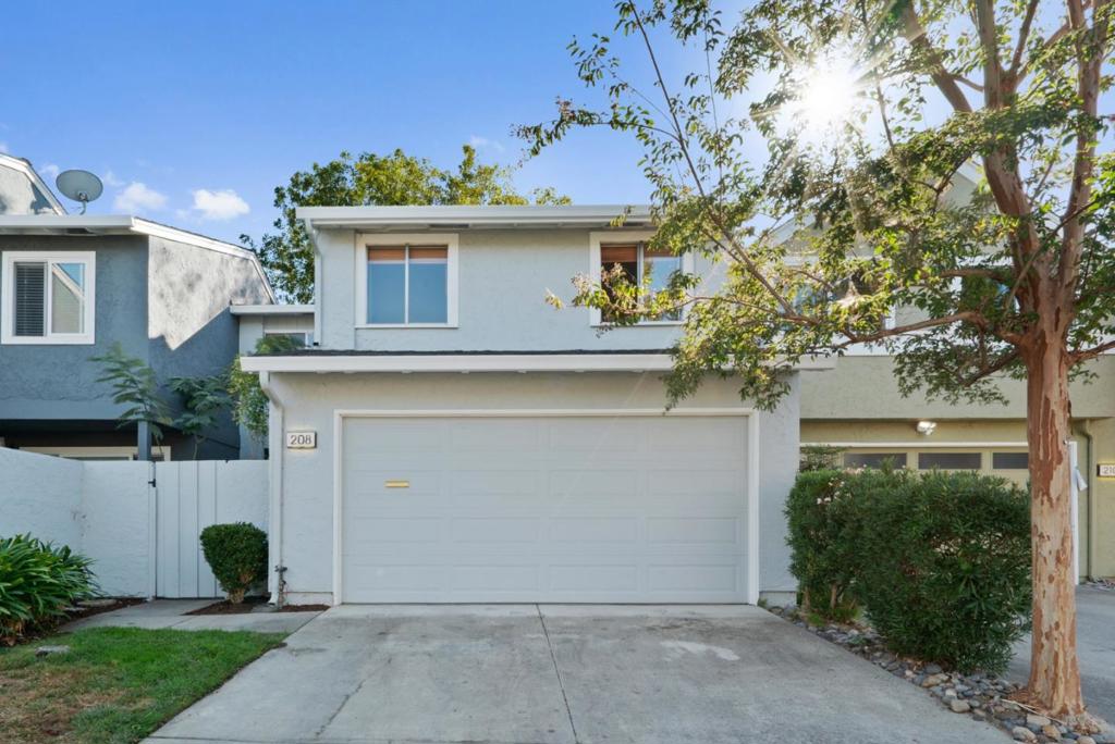 208 Elm Wood Court, Los Gatos, CA 95032