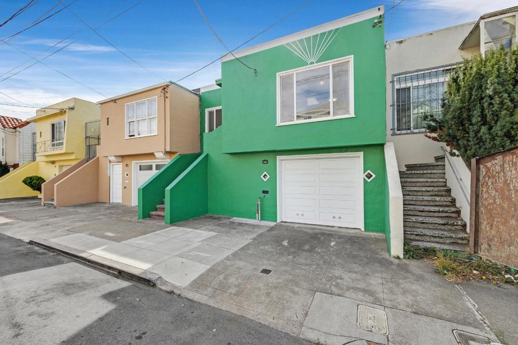 131 Teddy Avenue, San Francisco, CA 94134