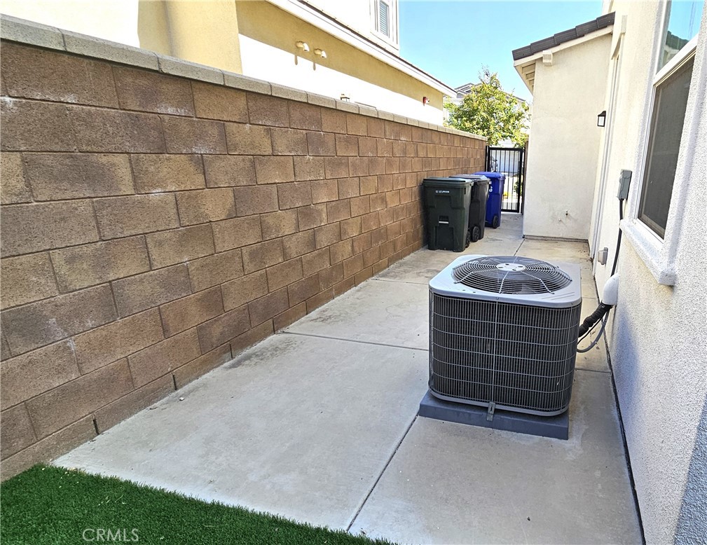 16736 Stags Leap Lane, Fontana, CA 92336