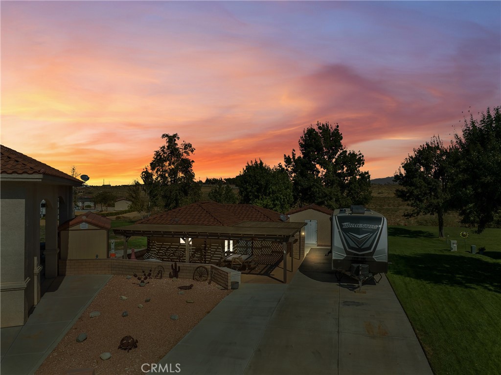 11635 Ridgemark Road, Apple Valley, CA 92308