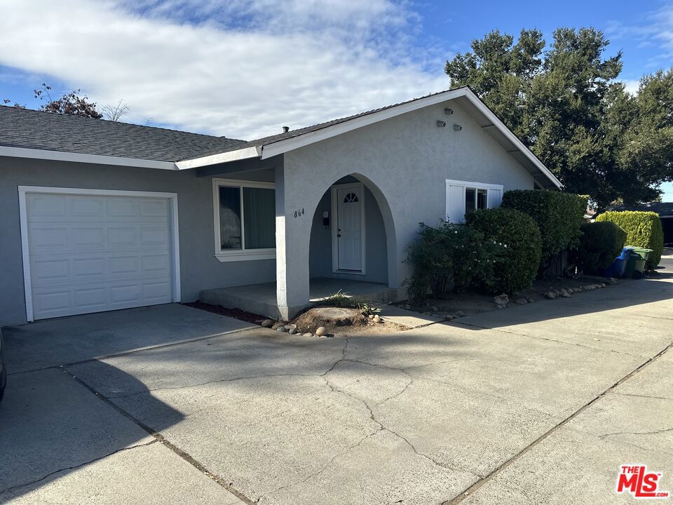 864 Bucknam Avenue, Campbell, CA 95008