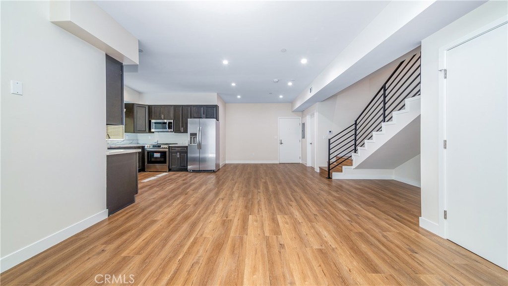 17154 Chatsworth Street, #4 | Similar Property Thumbnail