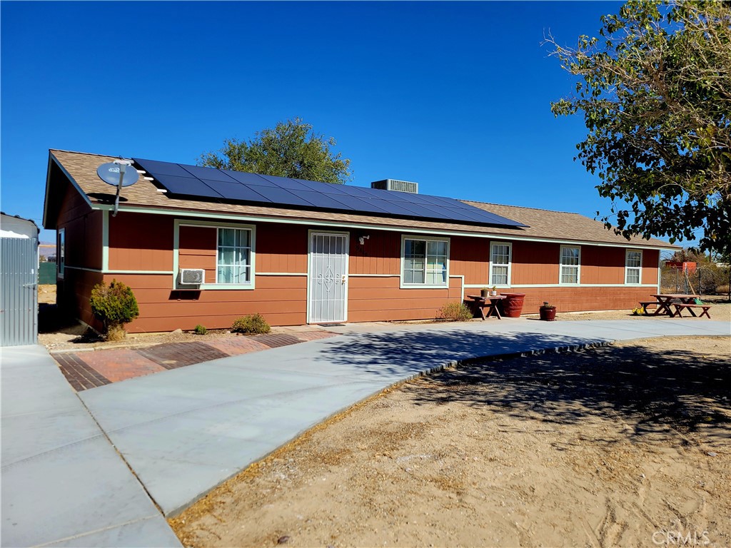 9869 Midway Avenue, Lucerne Valley, CA 92356