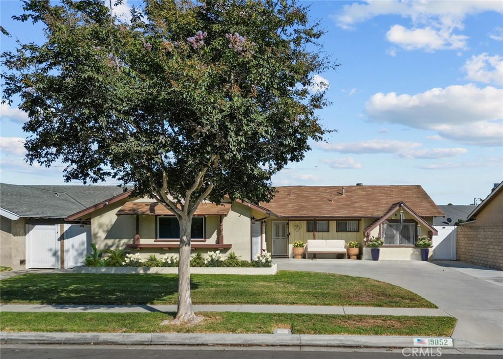 19852 Potomac Lane, Huntington Beach, CA 92646