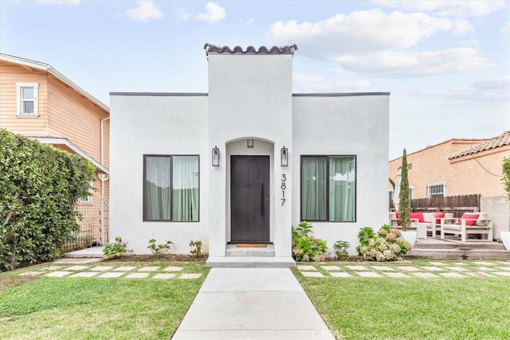 3817 S Harvard Boulevard, Los Angeles, CA 90062