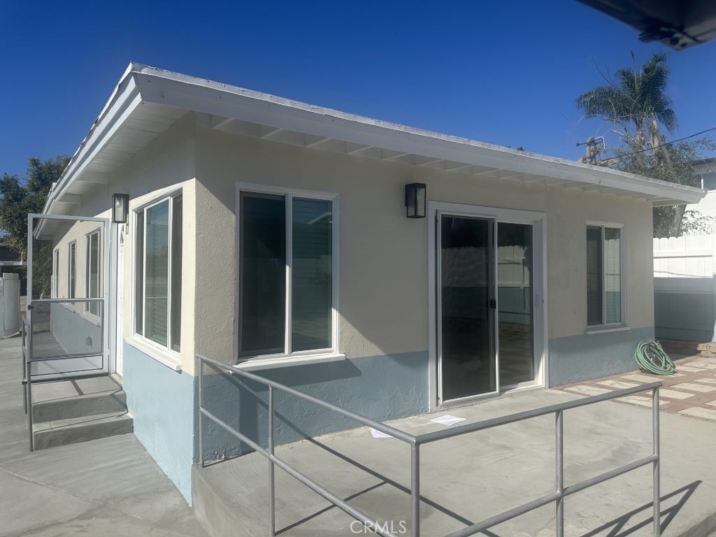 225 1/2 Avenida Miramar , #B, San Clemente, CA 92672