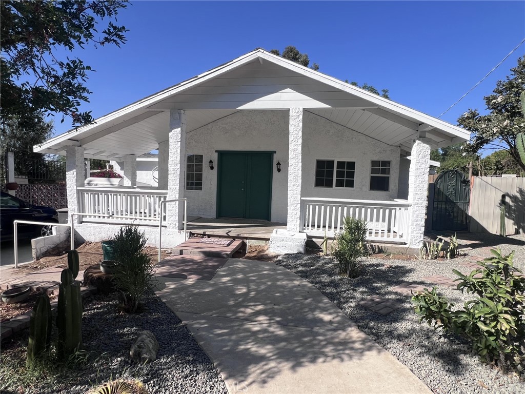 10111 Cook Avenue, Riverside, CA 92503