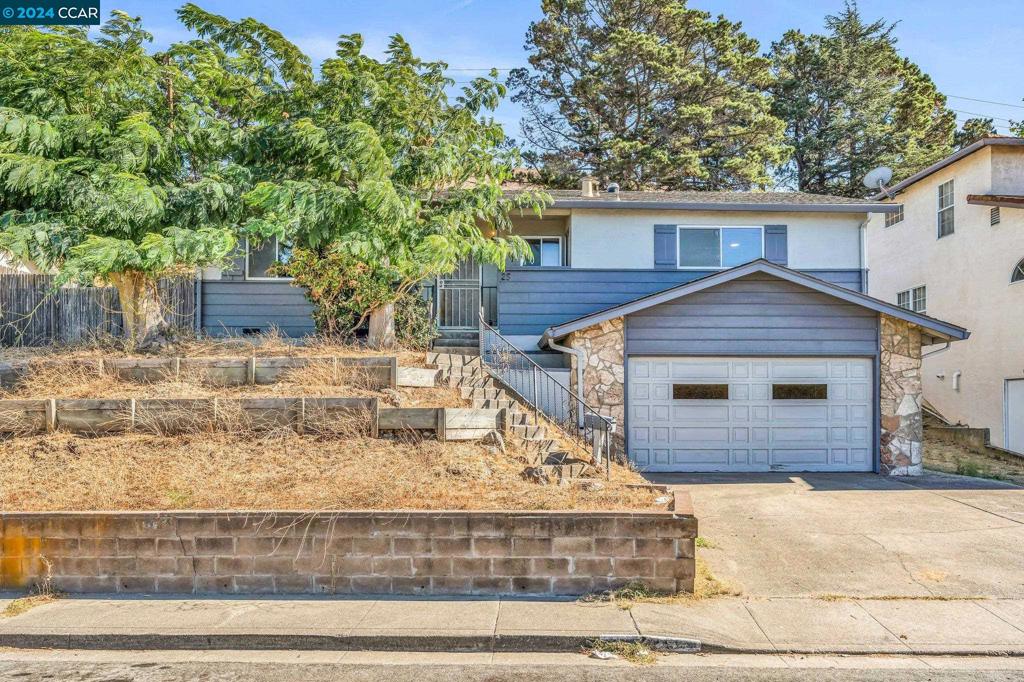 25 Standish Ct, Crockett, CA 94525