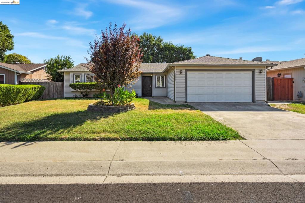 1386 Jason Dr, Linda, CA 95901