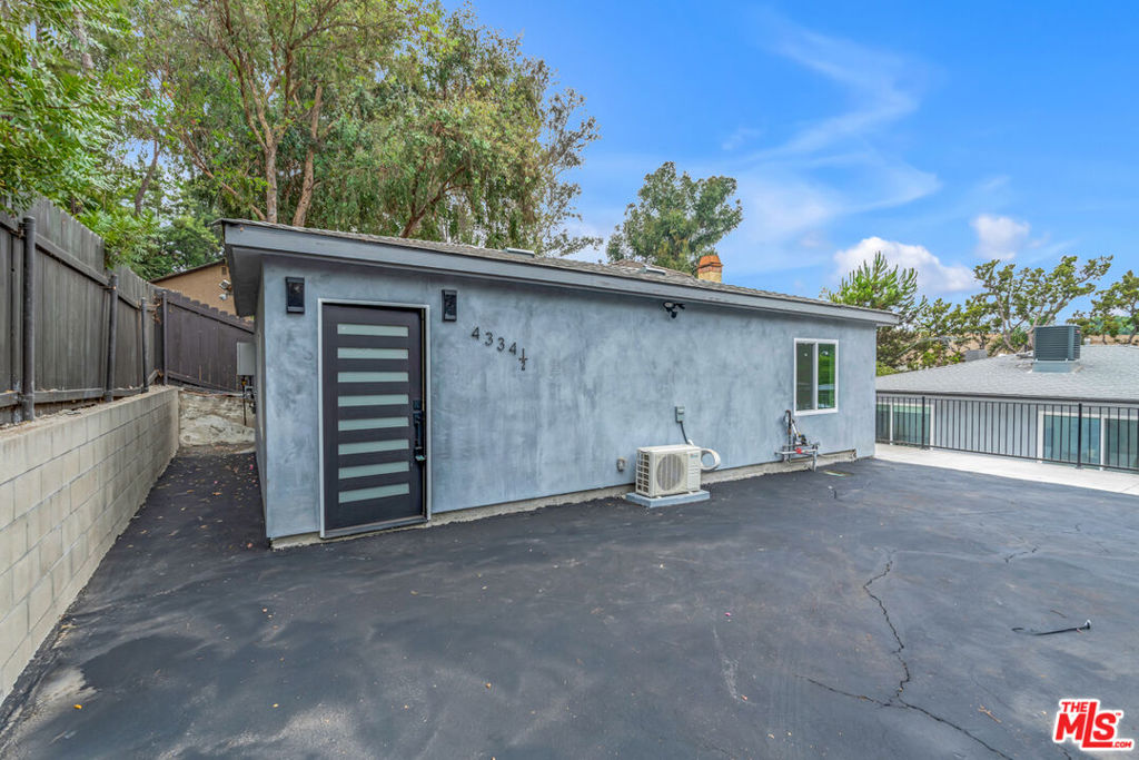 4334 1/2 Sepulveda Boulevard | Similar Property Thumbnail