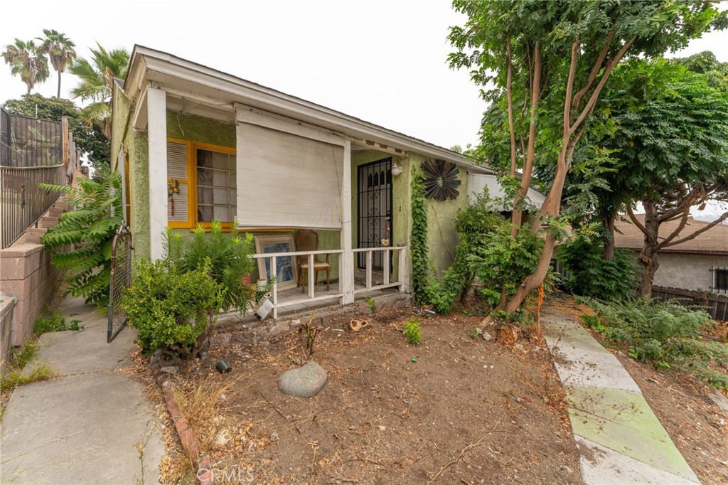 1862 Del Paso Avenue, Los Angeles, CA 90032