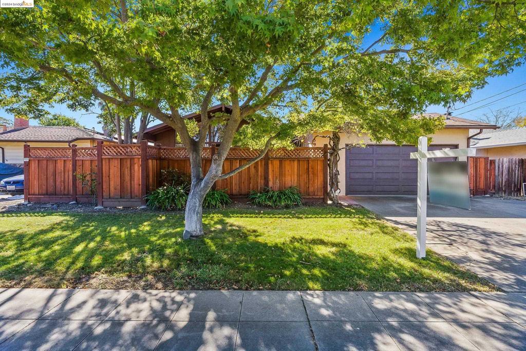 3939 Harvard Ct, Livermore, CA 94550