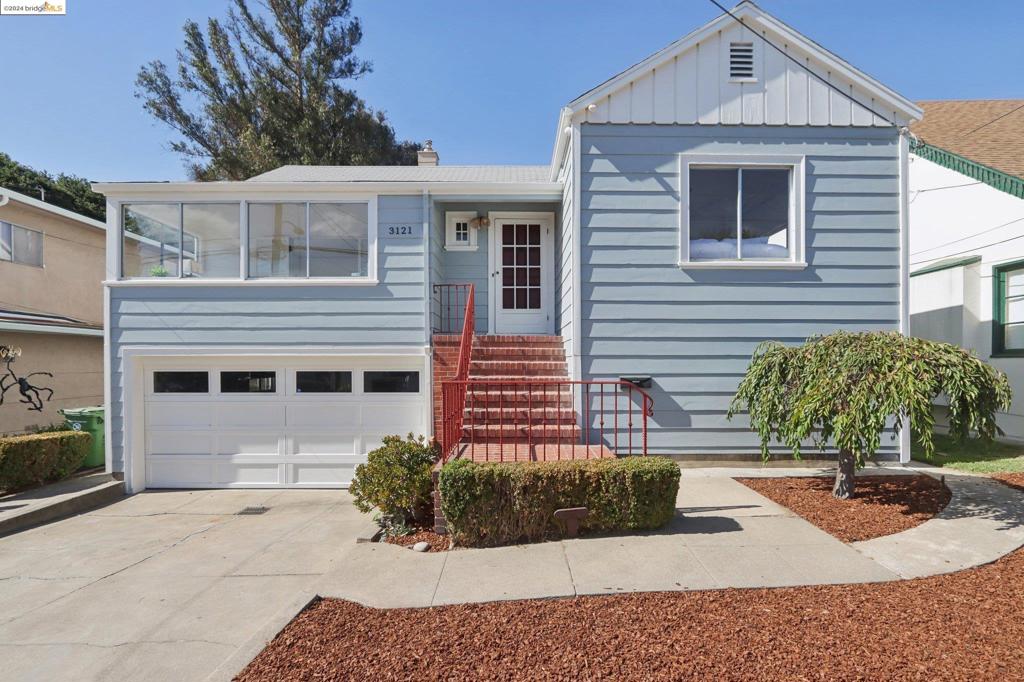 3121 Sheffield Ave, Oakland, CA 94602