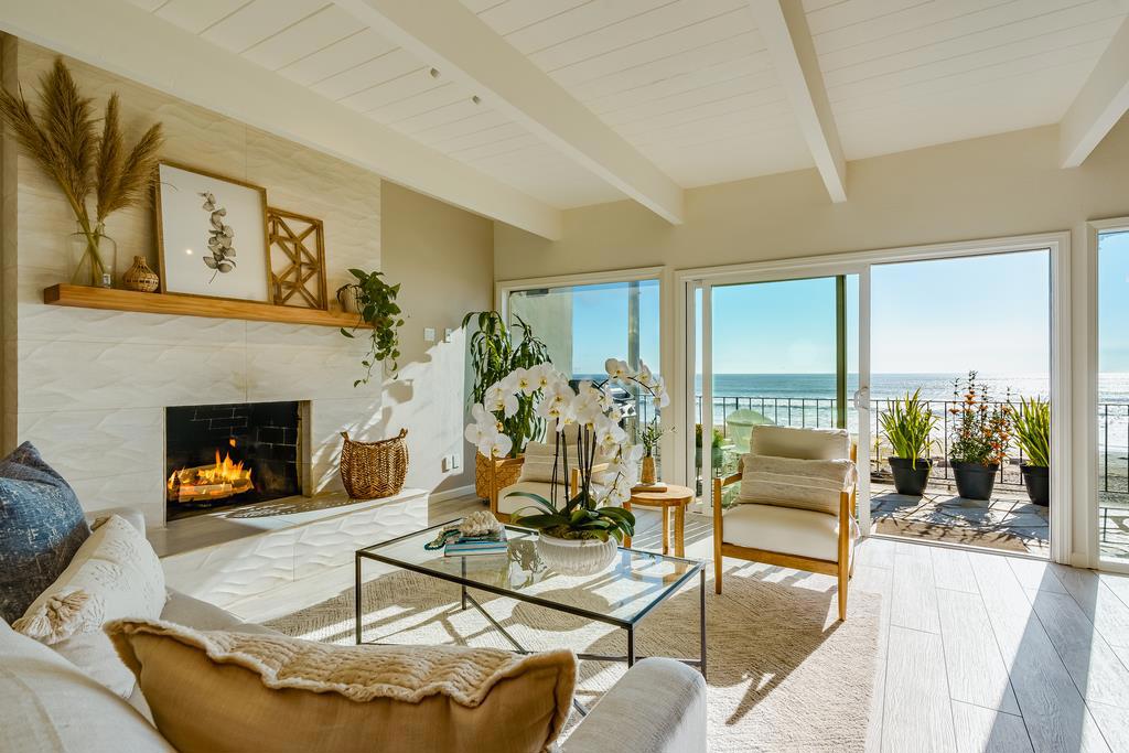 367 Beach Drive, Aptos, CA 95003