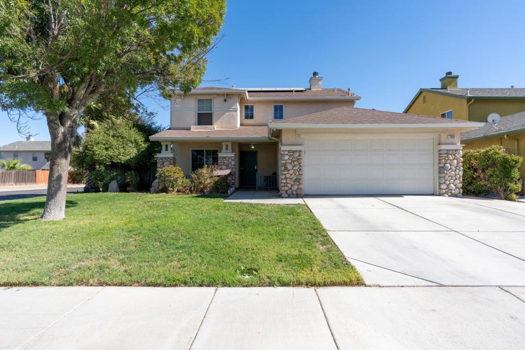 702 Harlequin Court, Los Banos, CA 93635