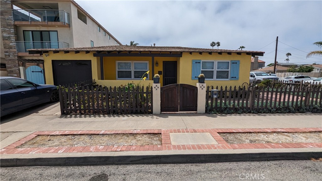 419 California Street, Huntington Beach, CA 92648