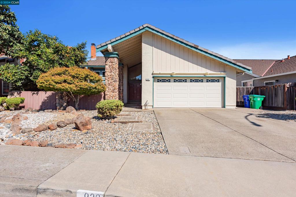 832 Hollyhock Dr, San Leandro, CA 94578-3821