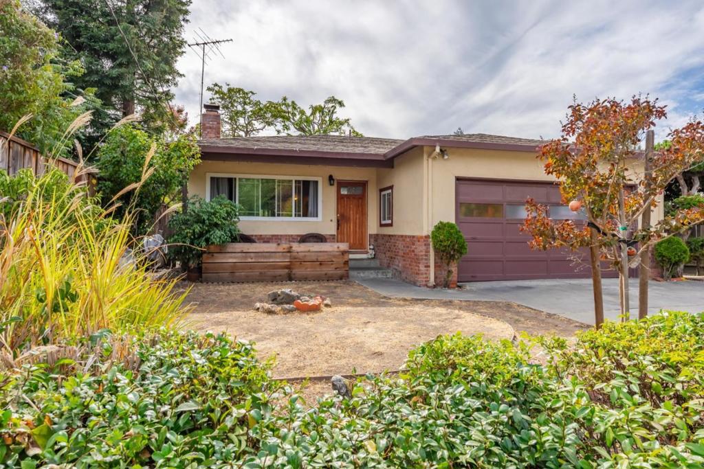 2171 Leland Avenue, Mountain View, CA 94040