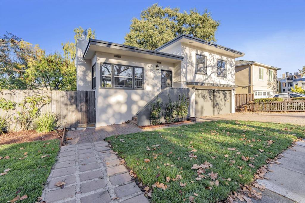 1639 Alameda De Las Pulgas, Redwood City, CA 94061