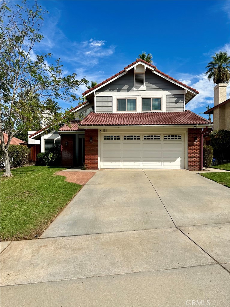 151 Orange, Redlands, CA 92374