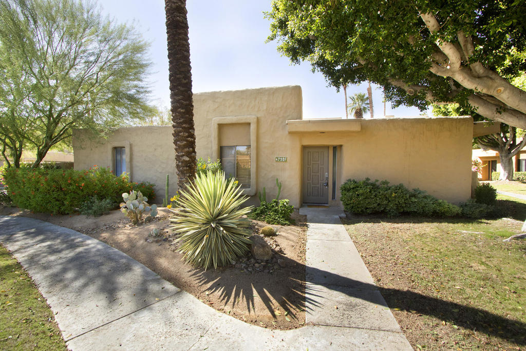 4790 N Winners Circle Circle, #F, Palm Springs, CA 92264