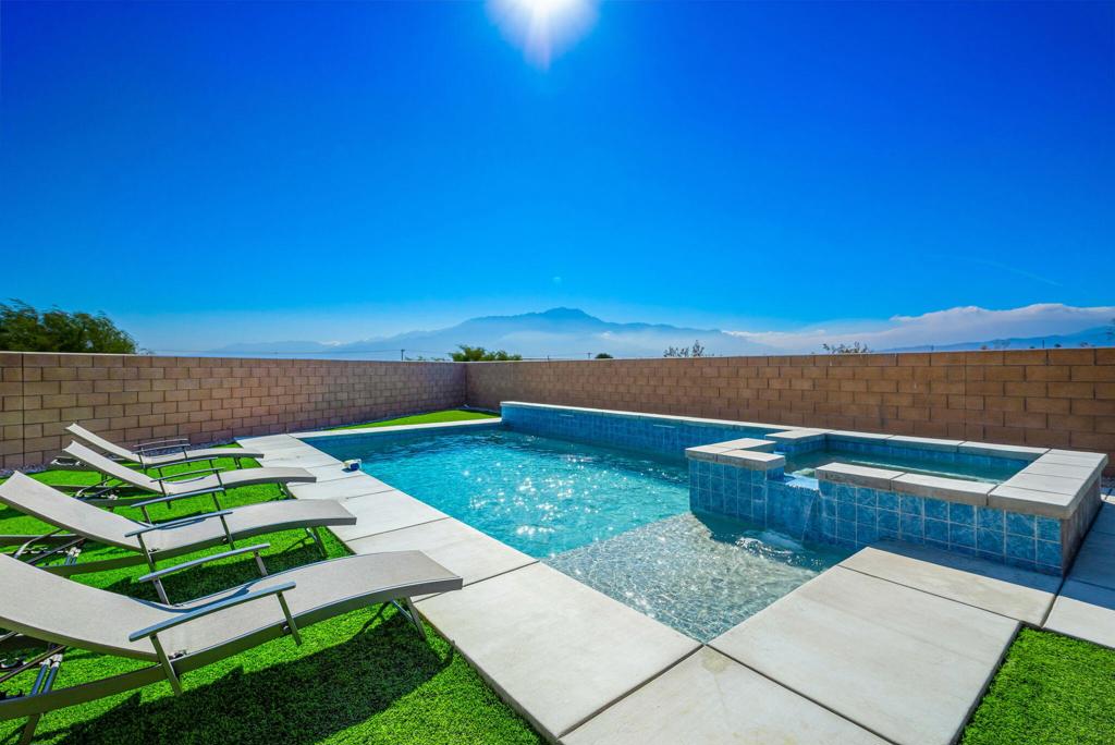 9705 Puesta Del Sol Place | Similar Property Thumbnail 1