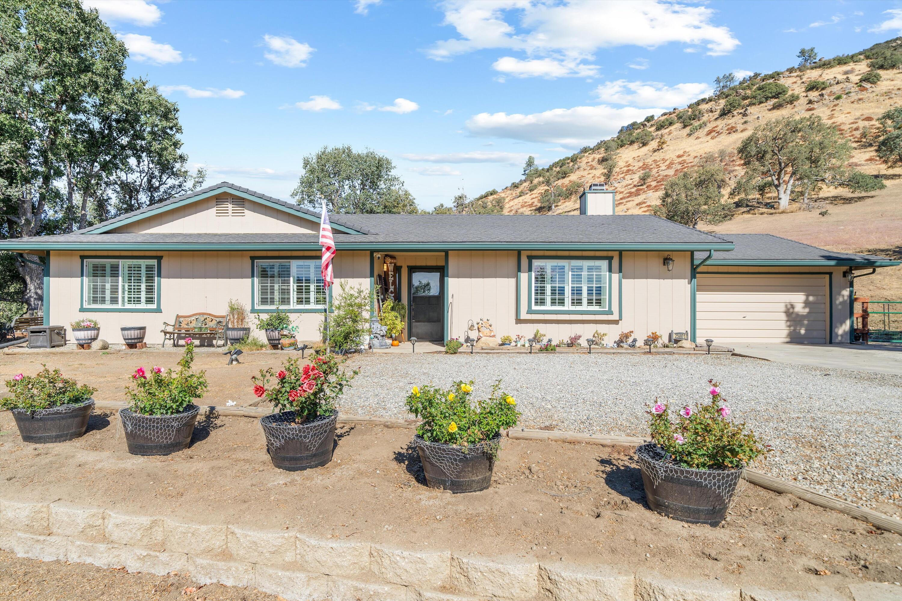 25801 Cumberland Road, Tehachapi, CA 93561