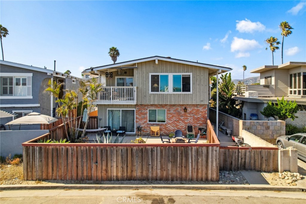 1227 New Bedford Court, Ventura, CA 93001