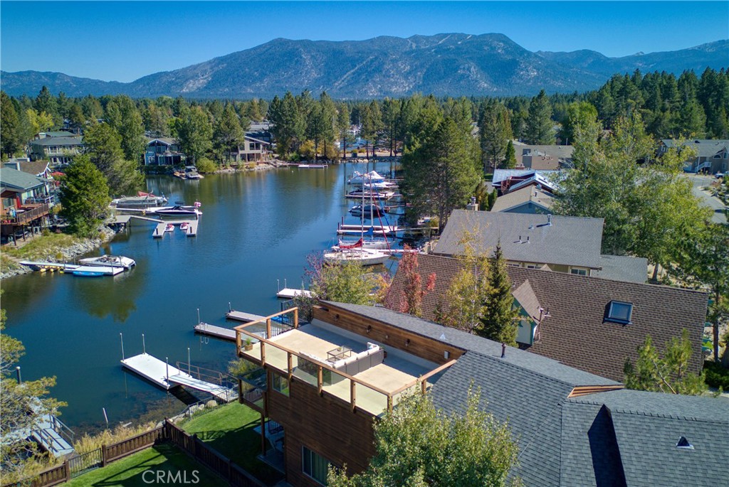 1859 Venice Drive, South Lake Tahoe, CA 96150