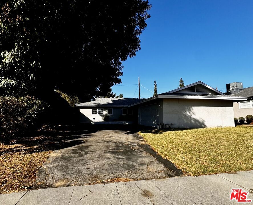 15701 Ludlow Street, Granada Hills, CA 91344