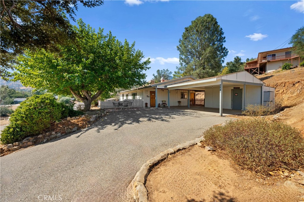 480 Sierra Vista Drive, Wofford Heights, CA 93285