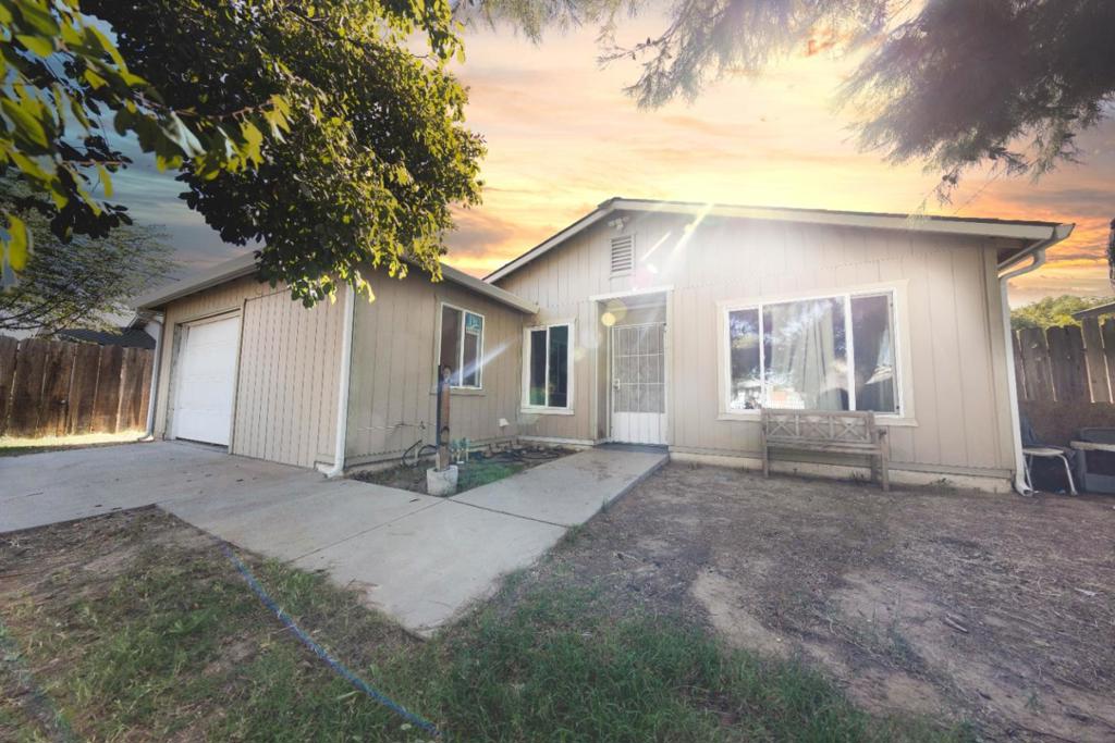 22359 Arnott Drive, Chowchilla, CA 93610