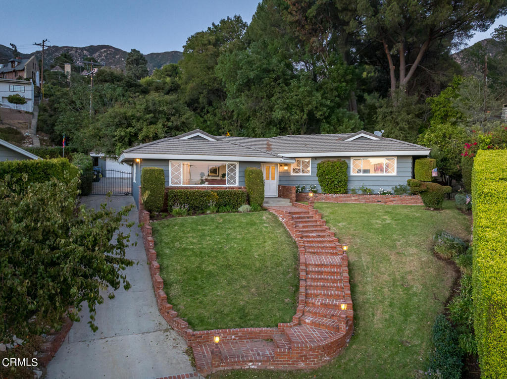 5472 Vista Del Arroyo Drive, La Crescenta, CA 91214