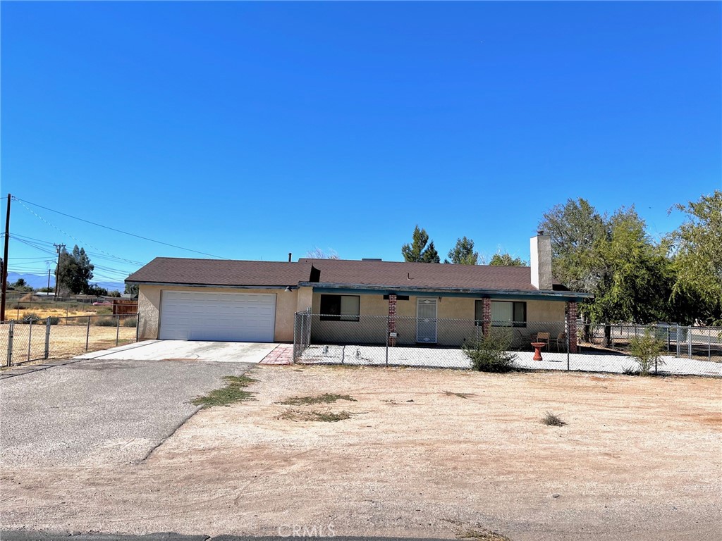 21963 Goshute Avenue, Apple Valley, CA 92307