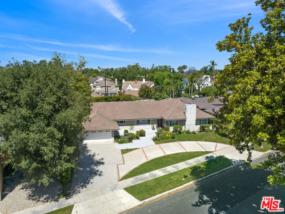 4315 Clybourn Avenue, Toluca Lake, CA 91602