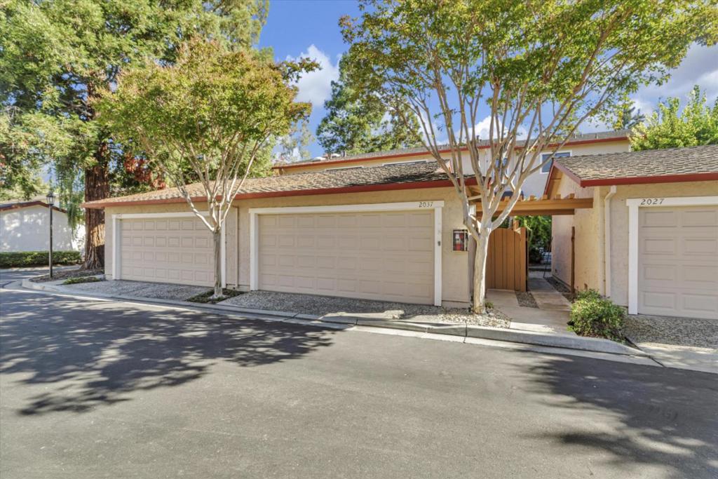 2037 Eucalyptus Court, Santa Clara, CA 95050