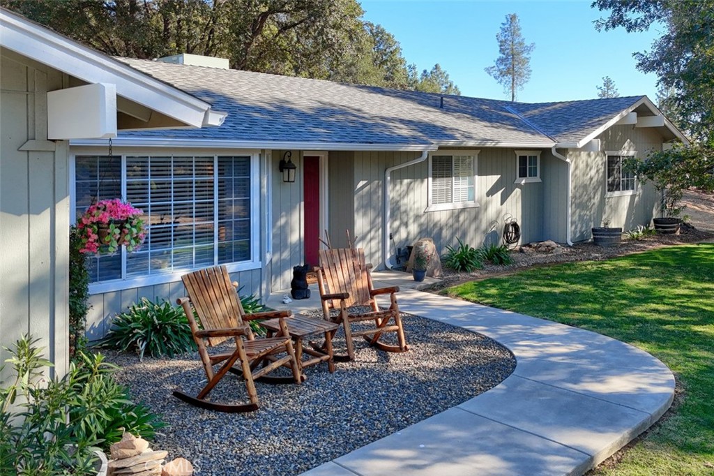 5773 Glacier Point, Mariposa, CA 95338