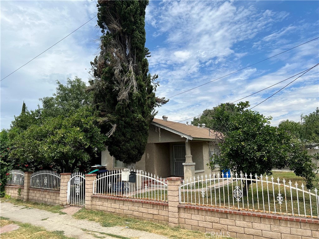 1206 W 7Th Street, San Bernardino, CA 92411