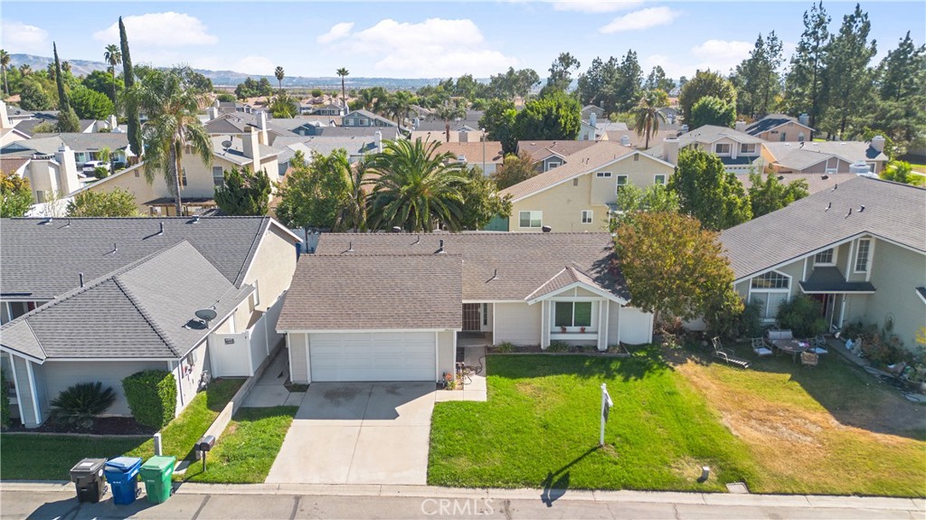 28623 Fenwick Way, Highland, CA 92346