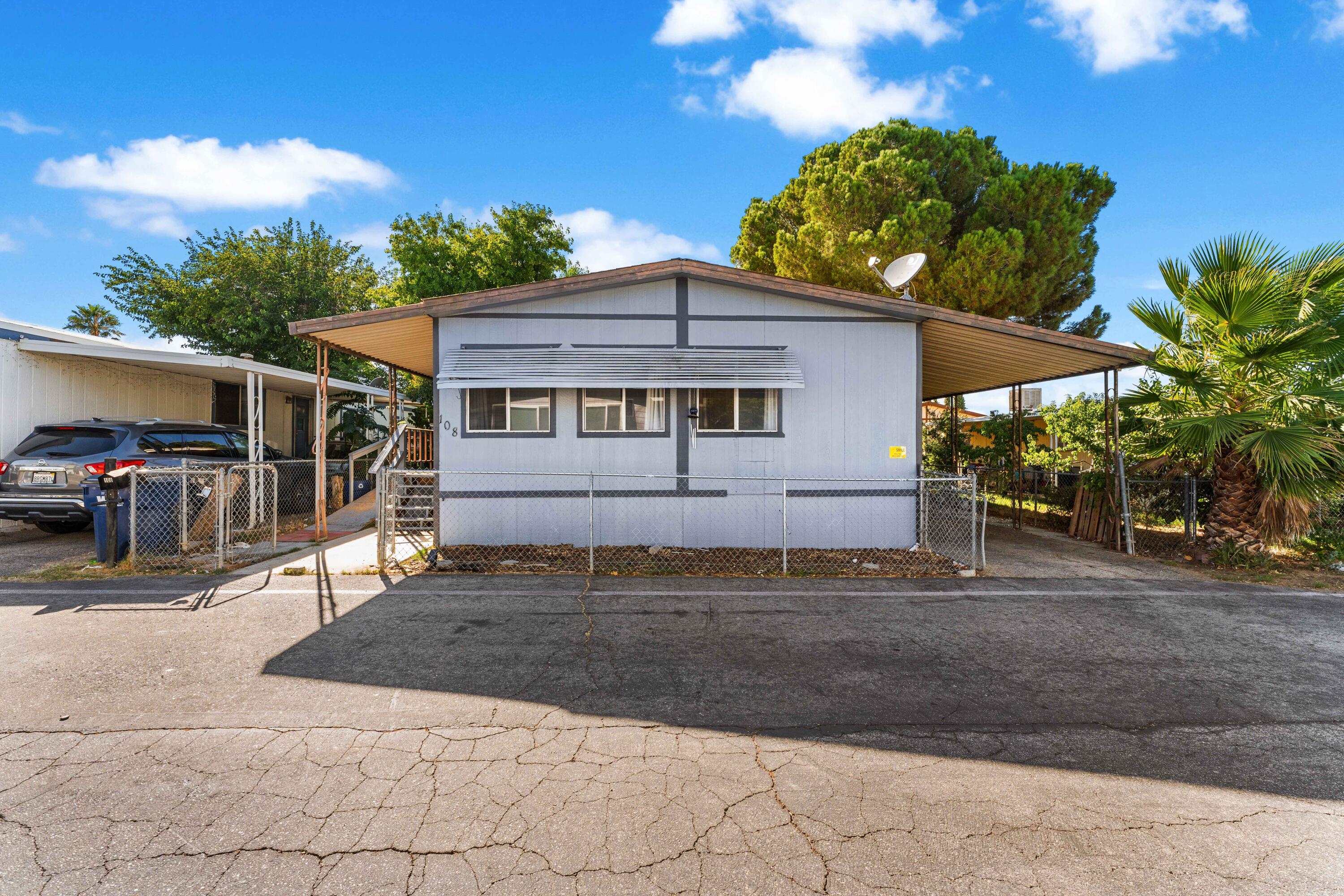 5711 Columbia Way, #Spc 108, Lancaster, CA 93536