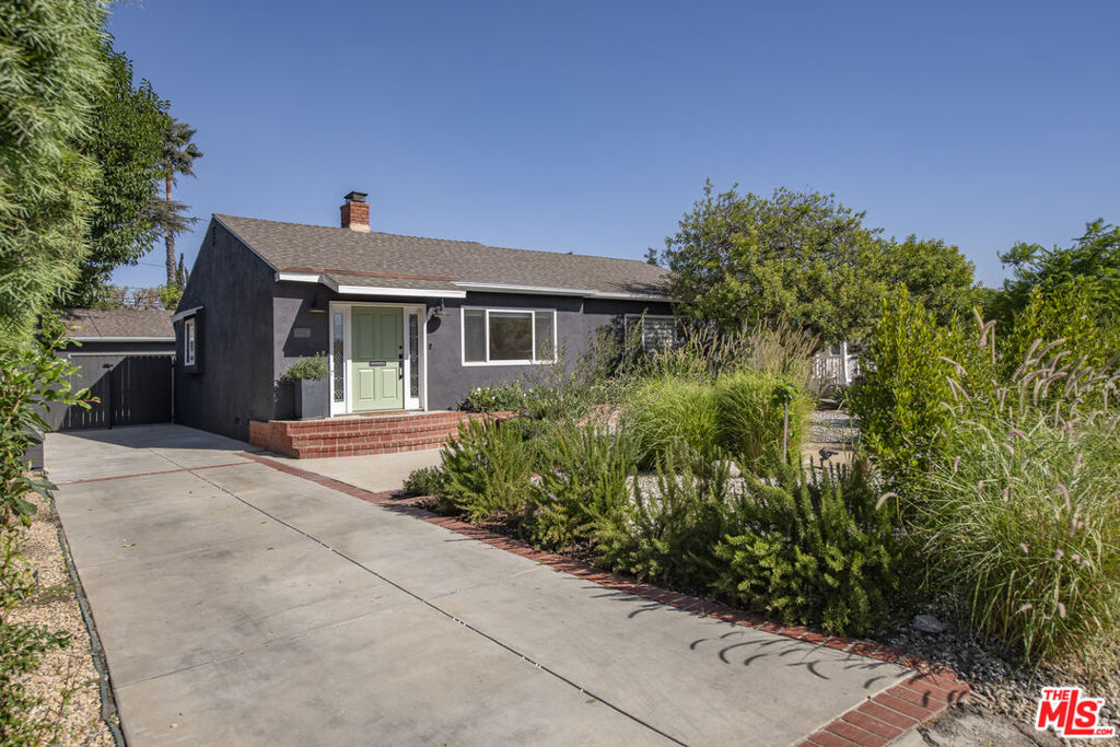 12219 Hatteras Street, Valley Village, CA 91607