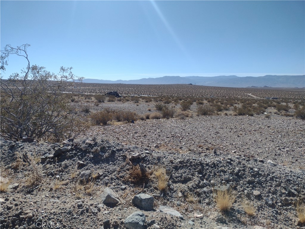 10 Smoke Bush Road, Lucerne Valley, CA 92356